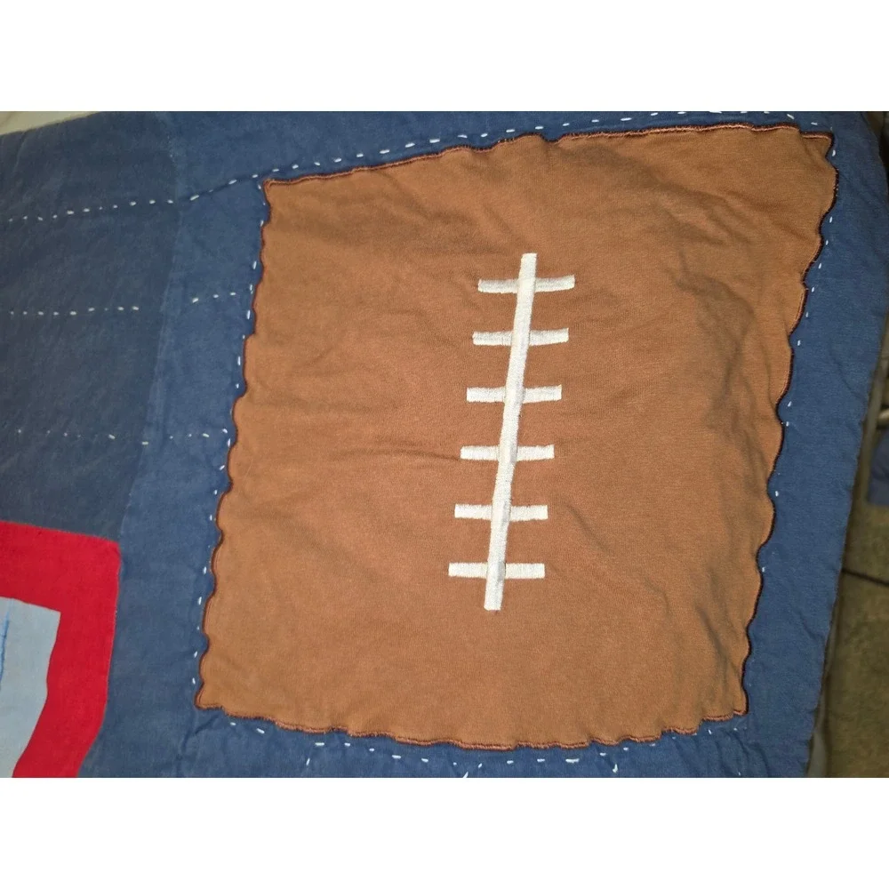 Circo Kids Sports Quilt Twin Blue Cotton Football Basketball Baseball Soccer